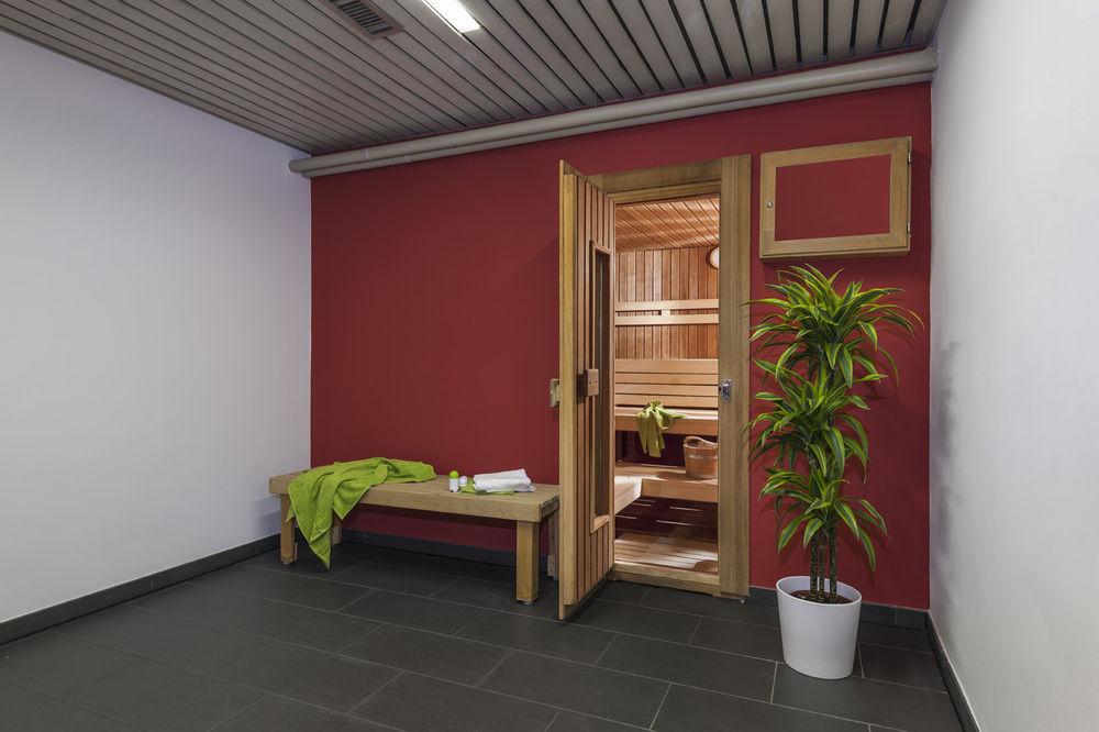 Hotel Berlin Sindelfingen Bagian luar foto