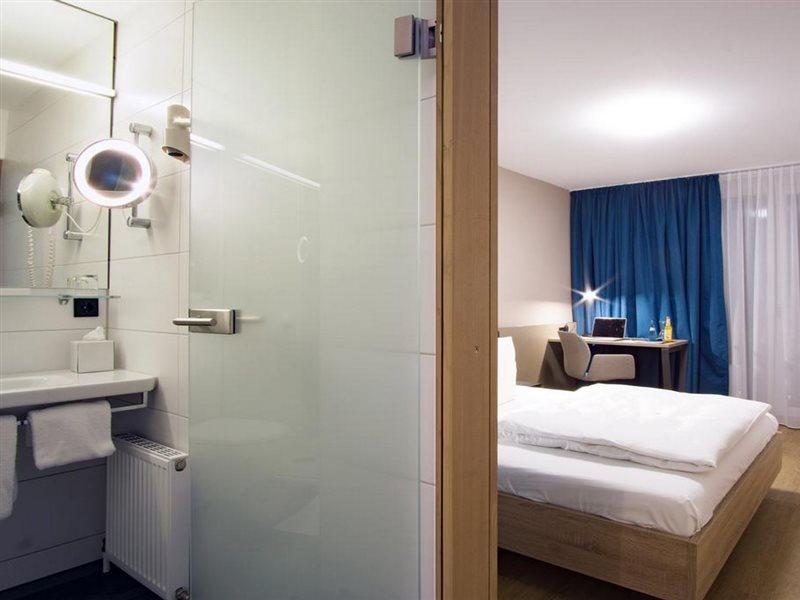 Hotel Berlin Sindelfingen Bagian luar foto