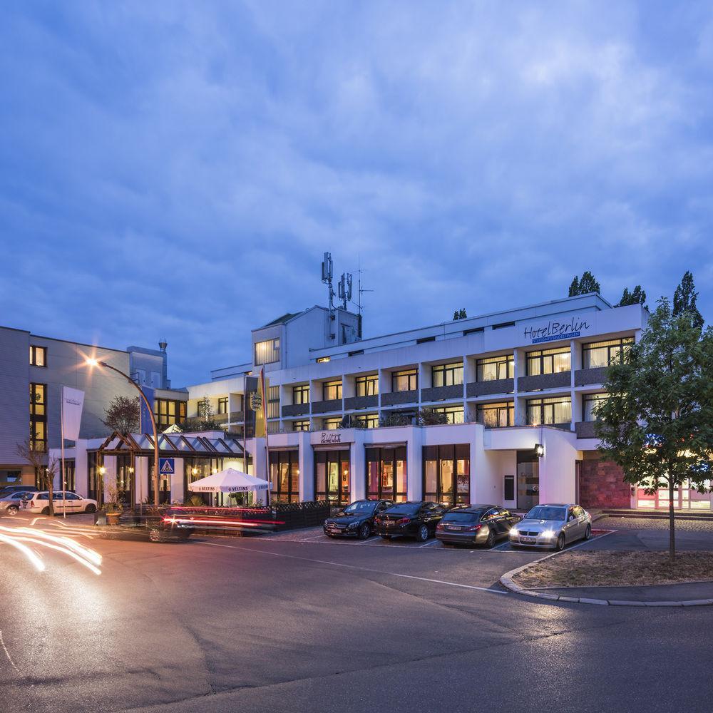 Hotel Berlin Sindelfingen Bagian luar foto